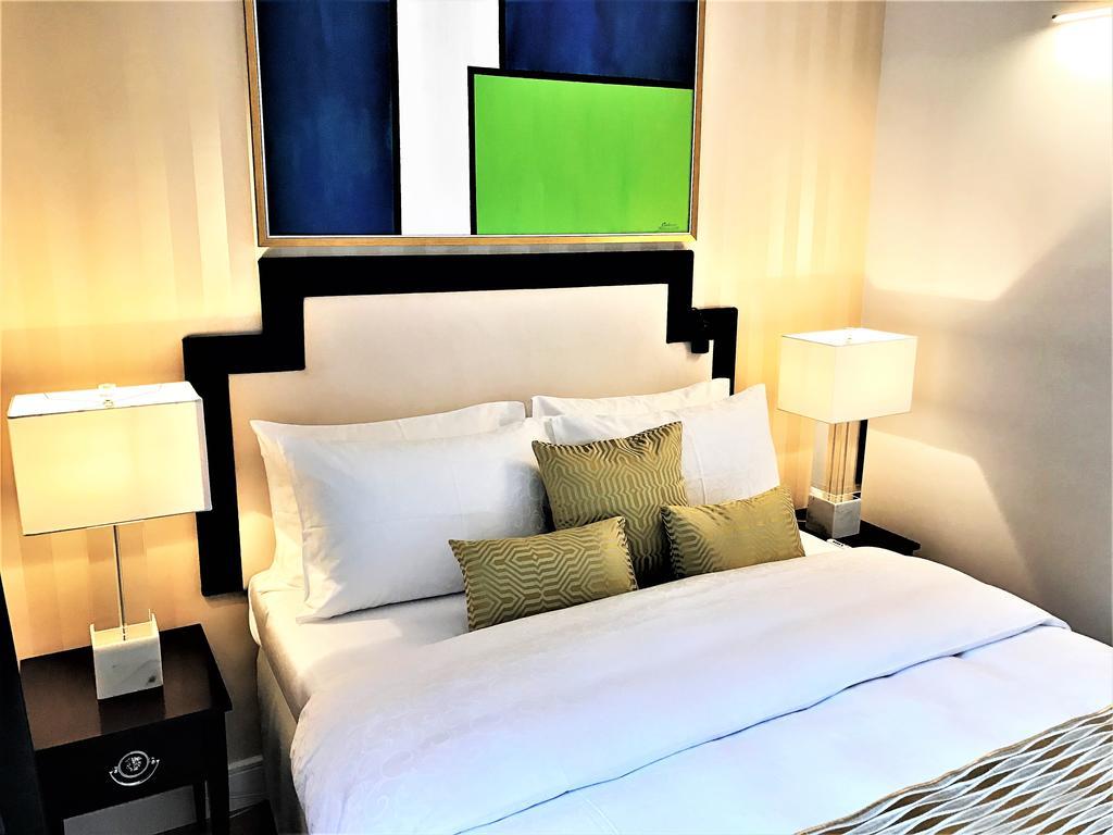 Luxury Suites & Apartments Mondrian Market Square II Varsovia Exterior foto